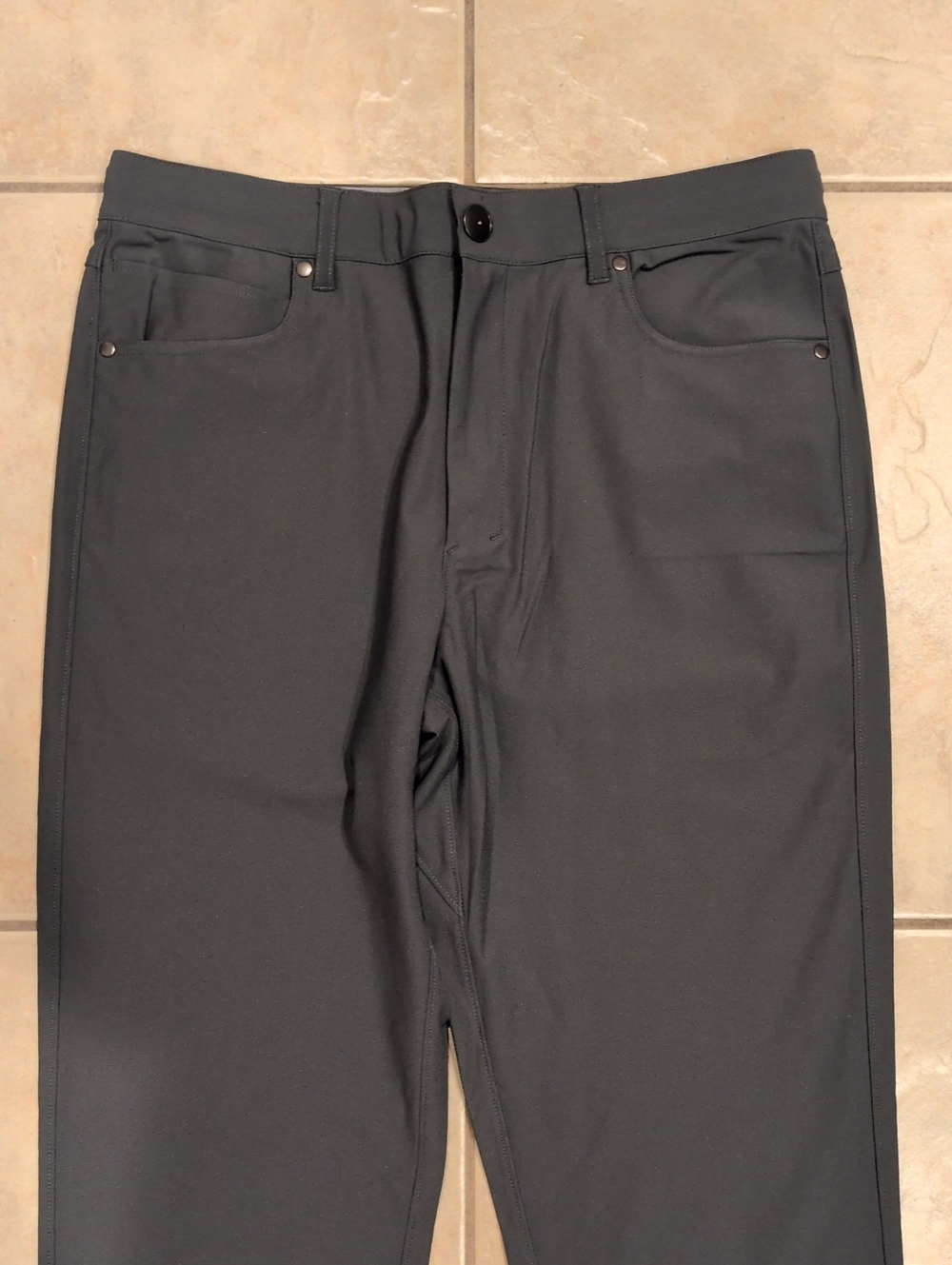 Aha Selected Kinetic All Day 6 Pocket Gray Pants Size Medium